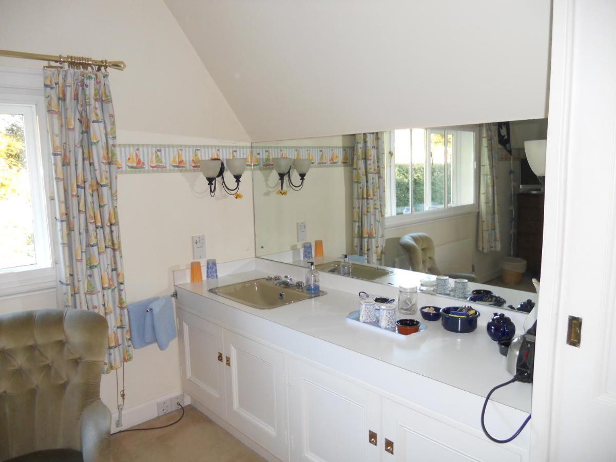 Mayertorne Cottage アリスバーリー エクステリア 写真