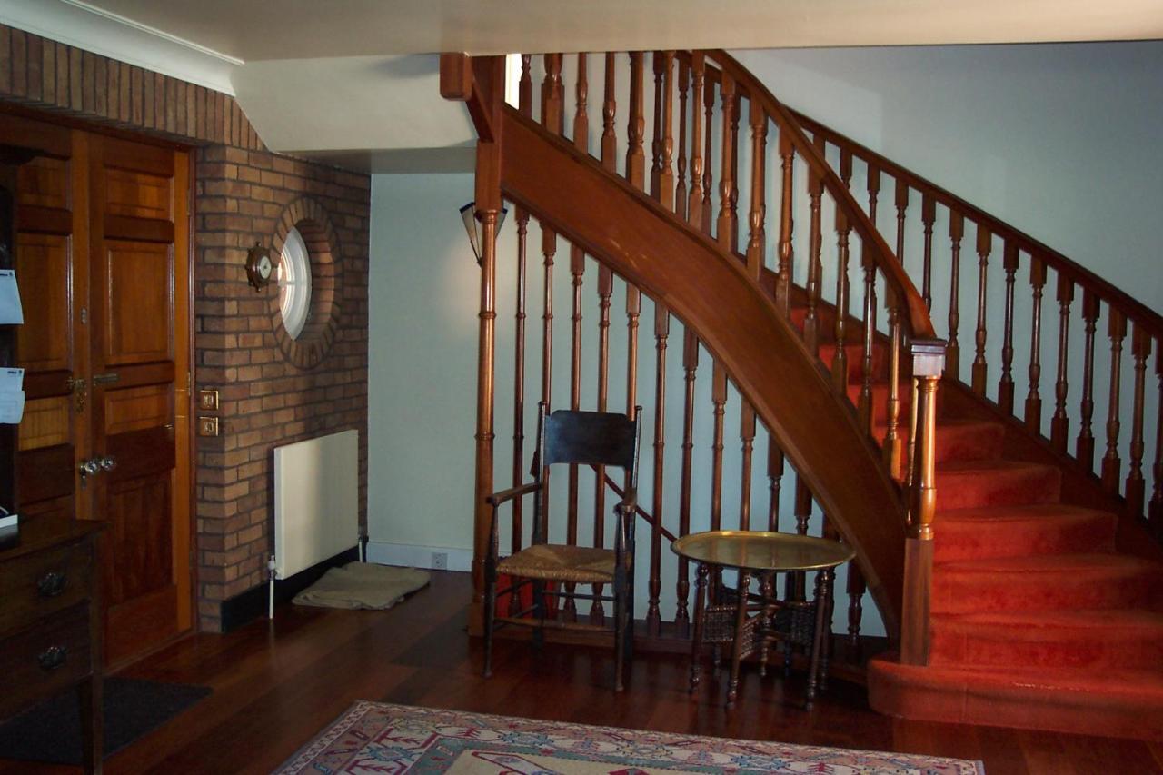 Mayertorne Cottage アリスバーリー エクステリア 写真